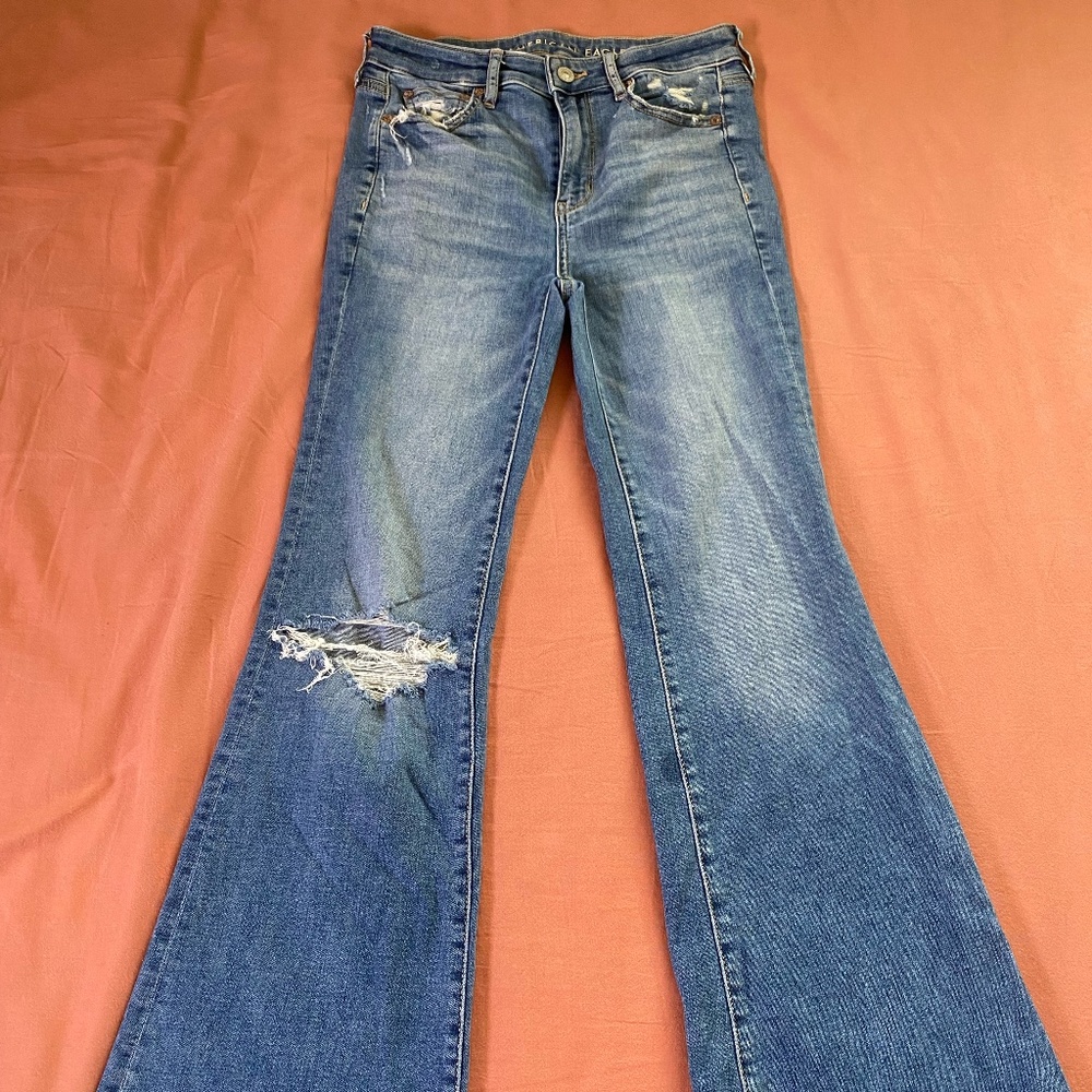 American Eagle Super Hi-Rise Flare Stretch Jeans